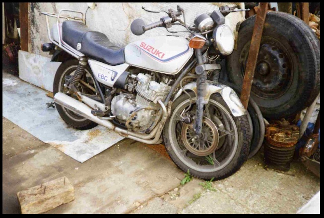 640x426 pixels (137K)